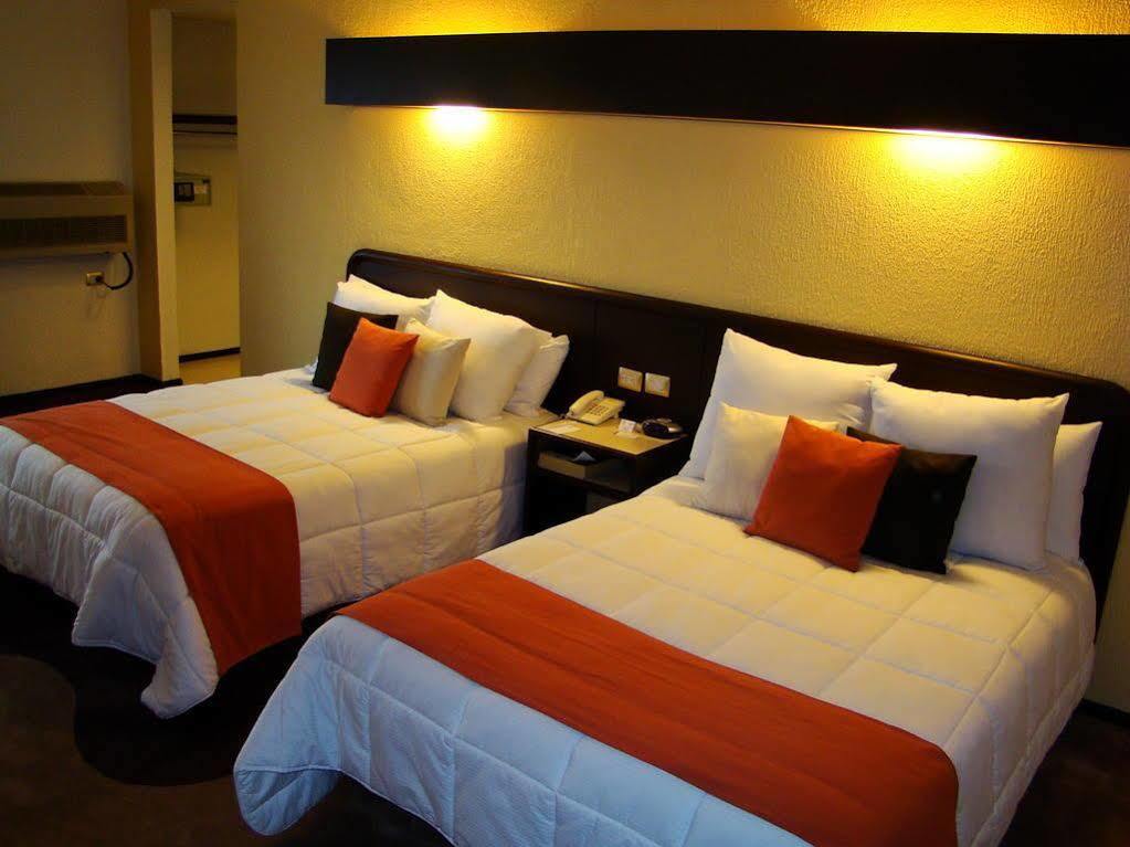 Hotel Medrano Tematicas And Business Rooms 阿瓜斯卡达特斯 外观 照片